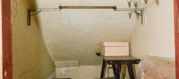 2 rooms Apartment in Arezzo, Italy No. 285223 2