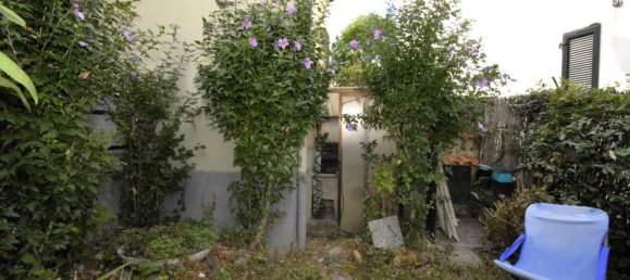 2 rooms Apartment in Arezzo, Italy No. 285223 24