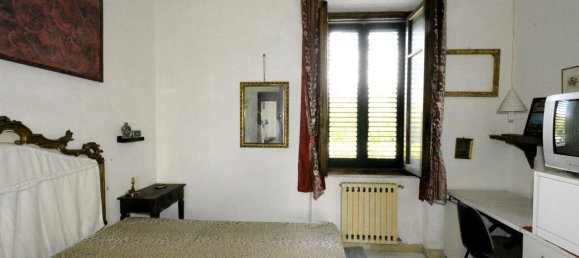 2 rooms Apartment in Arezzo, Italy No. 285223 9