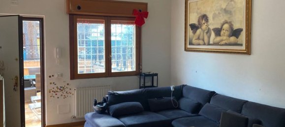 4 rooms Apartment in Rome, Italy No. 203196 6