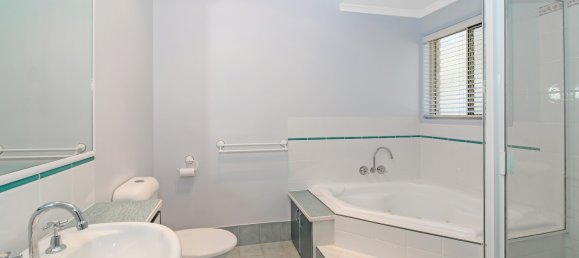 3 غرف نوم منزل في Crows Nest, Australia رقم 375 22