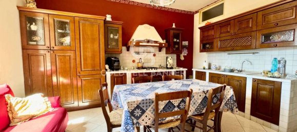 3 Schlafzimmer Wohnung in Catania, Italy, Nr. 359131 13