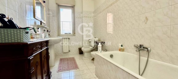 3 Schlafzimmer Wohnung in Catania, Italy, Nr. 359131 6