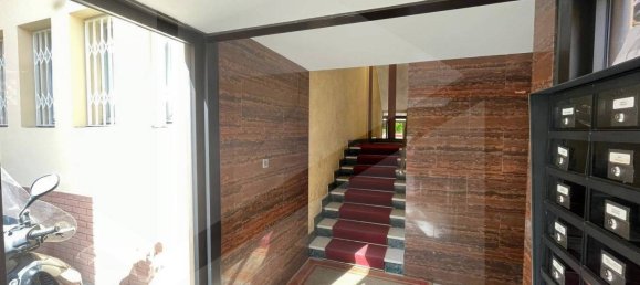 5-salle Appartement à Bologna, Italy No. 34467 11