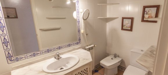 3 bedrooms Penthouse in Estepona, Spain No. 147563 15