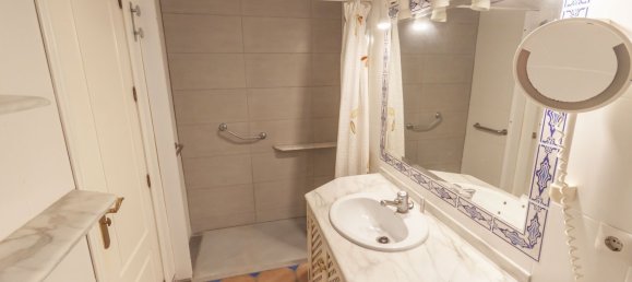 3 bedrooms Penthouse in Estepona, Spain No. 147563 16