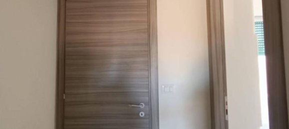 3-Zimmer Wohnung in Catania, Italy, Nr. 27897 5