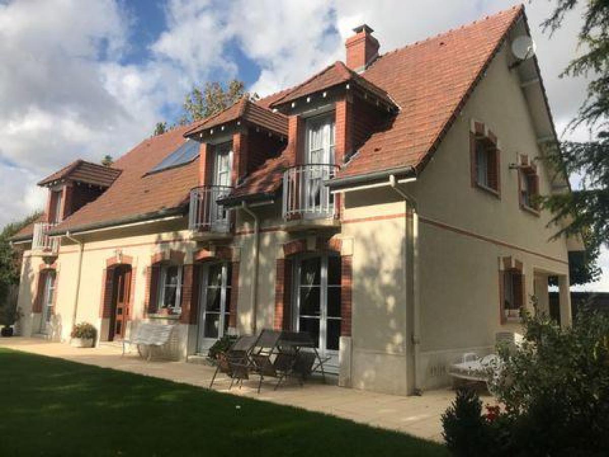 5 bedrooms House in Bezannes, France No. 27102
