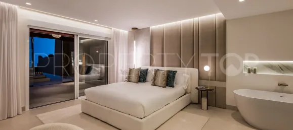 4 bedrooms Apartment in Estepona, Spain No. 182230 10