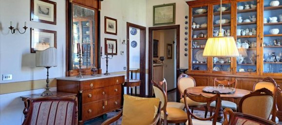 Квартира с 6 комнатами в Лукка, Италия № 41376 5