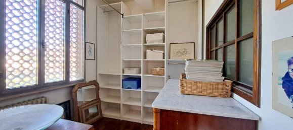 Квартира с 6 комнатами в Лукка, Италия № 41376 30