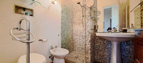 Квартира с 6 комнатами в Лукка, Италия № 41376 29