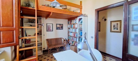 Квартира с 6 комнатами в Лукка, Италия № 41376 35