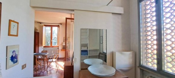 Квартира с 6 комнатами в Лукка, Италия № 41376 31