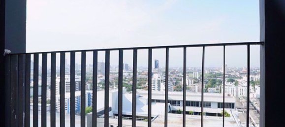 2 Schlafzimmer Eigentumswohnung in Huai Khwang, Thailand, Nr. 10372 11