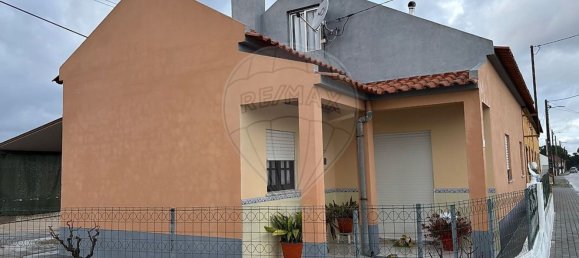 2 bedrooms House in Couco, Portugal No. 179554 2