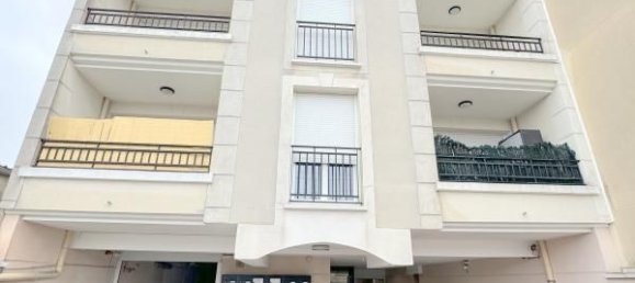 3 bedrooms Duplex in Drancy, France No. 186799 8