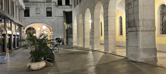 100m² Commercial property in Padua, Italy No. 89647 23