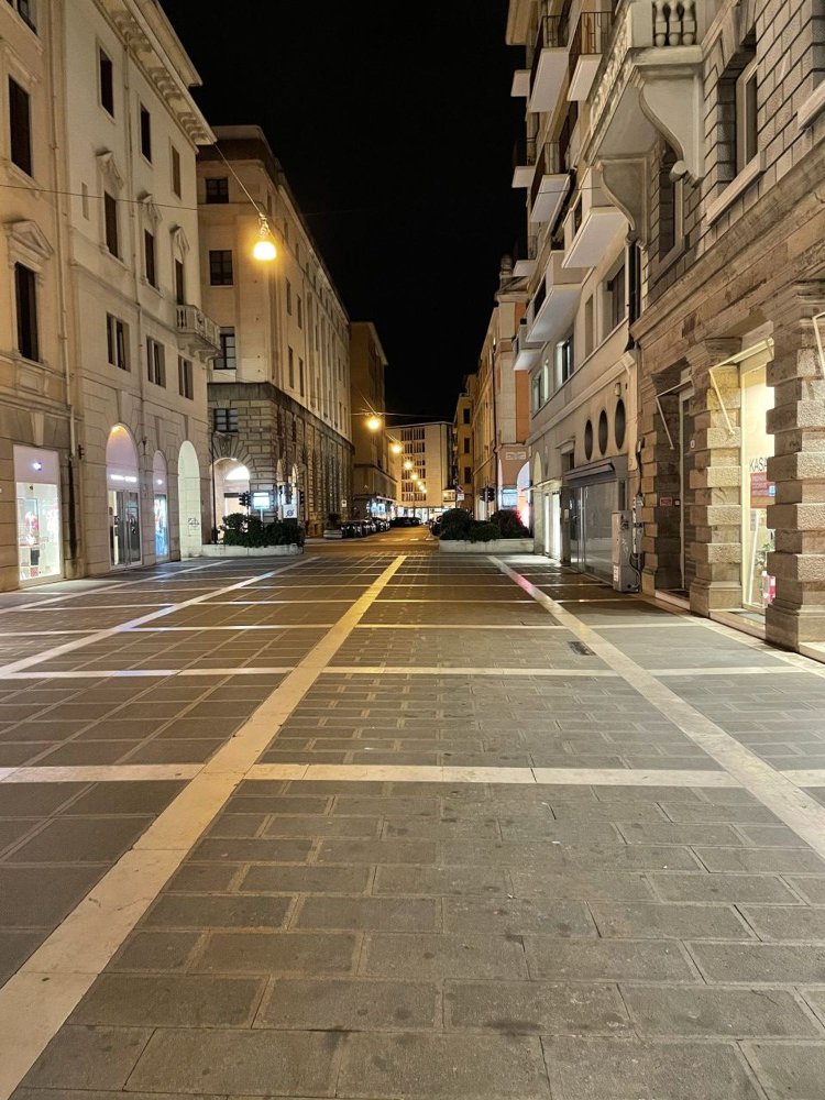 100m² Commercial property in Padua, Italy No. 89647