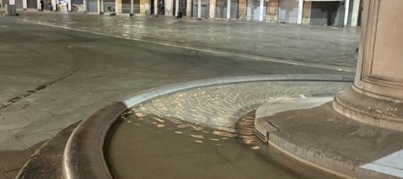 100m² Commercial property in Padua, Italy No. 89647 28