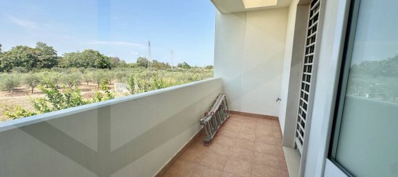 Вилла с 5 комнатами в Капурсо, Италия № 28710 18