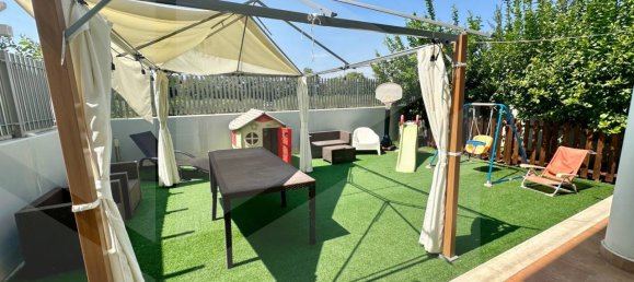 Вилла с 5 комнатами в Капурсо, Италия № 28710 10