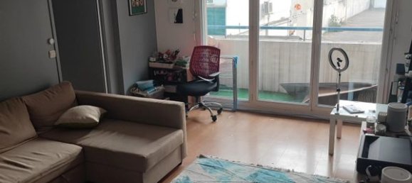 4 rooms Apartment in Aubervilliers, France No. 185958 4