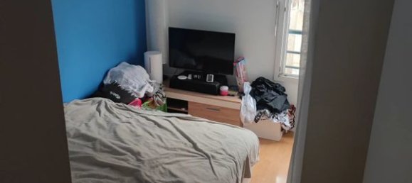 4 rooms Apartment in Aubervilliers, France No. 185958 6