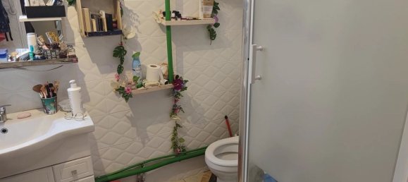 4 rooms Apartment in Aubervilliers, France No. 185958 2