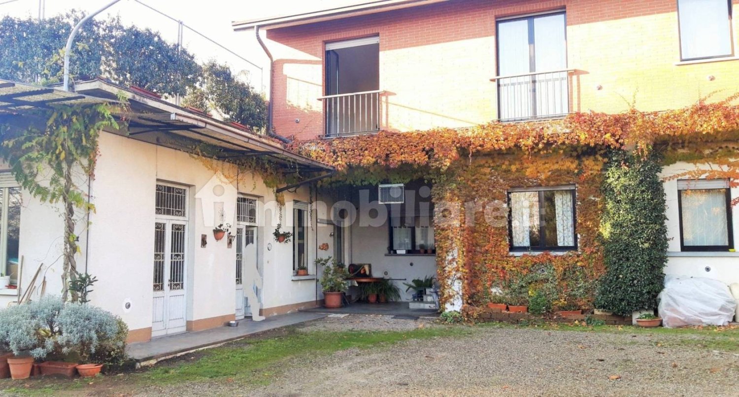 Villa T4 em Arsago Seprio, Italy N.º 224967