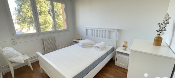 2 chambres Appartement à Châlons-en-Champagne, France No. 228456 5