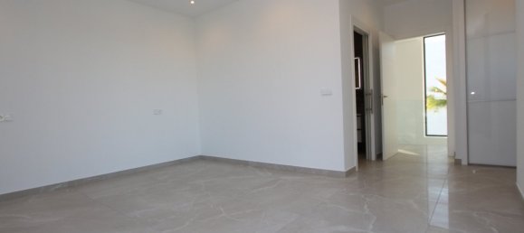 4 bedrooms Villa in Calpe, Spain No. 4432 7