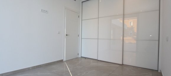 4 bedrooms Villa in Calpe, Spain No. 4432 5