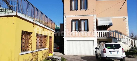 5 bedrooms Villa in San Biagio di Callalta, Italy No. 161991 3