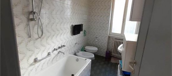 Квартира с 3 спальнями в Понте Сан Пьетро, Италия № 60052 11