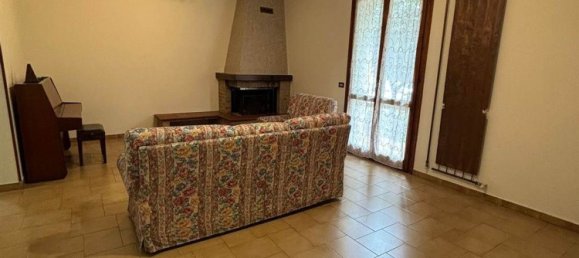 7 rooms House in Luzzara, Italy No. 299454 7