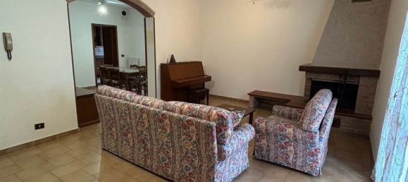 7 rooms House in Luzzara, Italy No. 299454 6