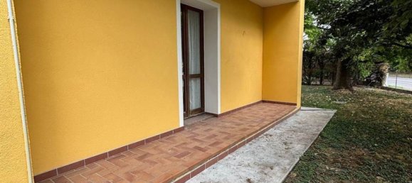 7 rooms House in Luzzara, Italy No. 299454 2