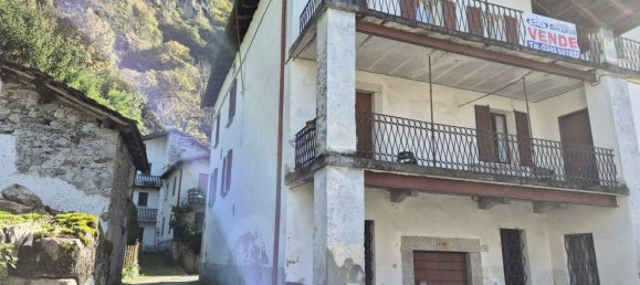 7غرفة فيلا في Novate Mezzola, Italy رقم 312067 3