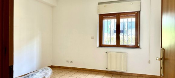 4-Zimmer Wohnung in Tremestieri Etneo, Italy, Nr. 89948 10