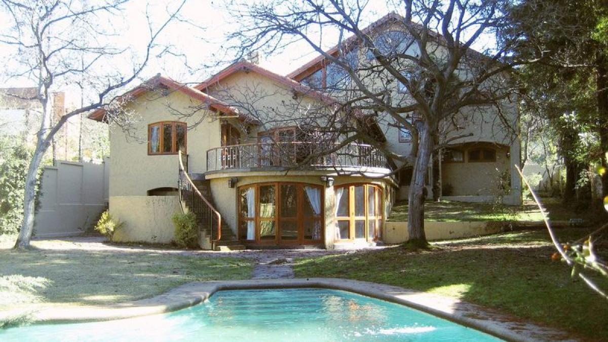 5 bedrooms House in Santiago, Chile No. 5640