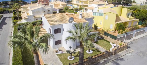 Villa de 4 dormitorios en Guia, Portugal No. 108255 26