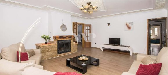 Villa de 4 dormitorios en Guia, Portugal No. 108255 5