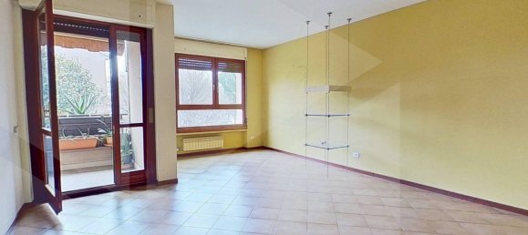 4 rooms Apartment in Monza, Italy No. 23449 9