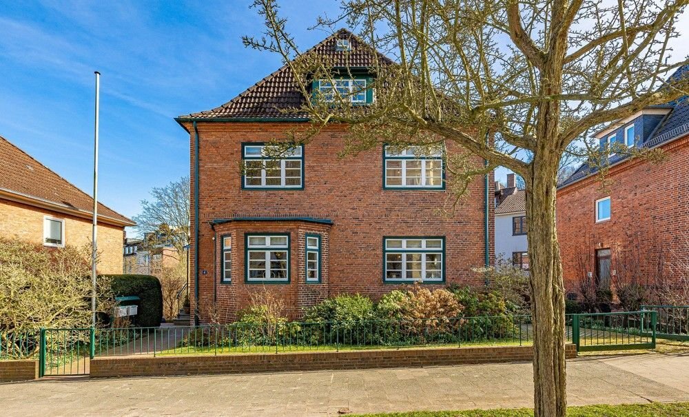 Villa de 8 habitaciónes en Kiel, Germany No. 42284