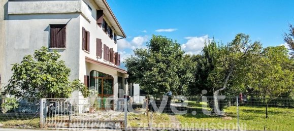 5 bedrooms House in Santa Giustina, Italy No. 312791 41