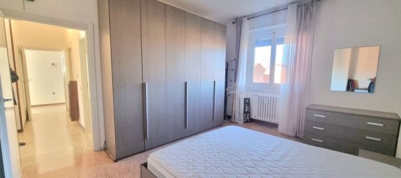 4 bedrooms Apartment in Milan, Italy No. 364982 11