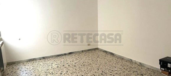 4 bedrooms Apartment in Caltanissetta, Italy No. 349087 7