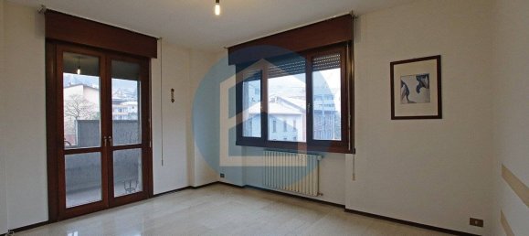 3 Schlafzimmer Wohnung in Breno, Italy, Nr. 120864 14