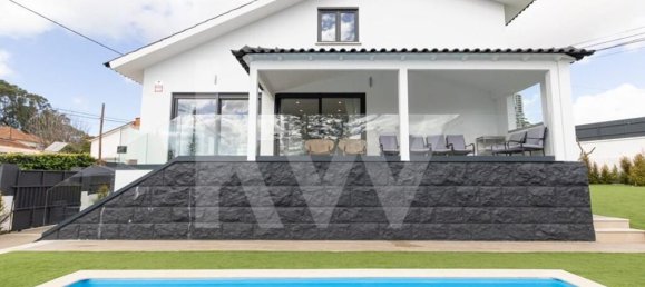5 bedrooms House in Rio de Mouro, Portugal No. 40056 3